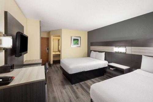 Travelodge by Wyndham Perry GA - image 11