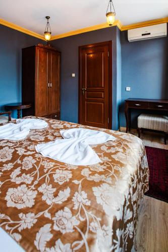 Cheers Hostel - image 12