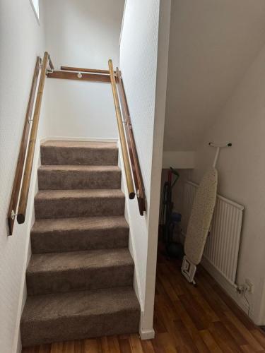 Bejárat, Large 2 bedroom house in Wrockwardine Wood