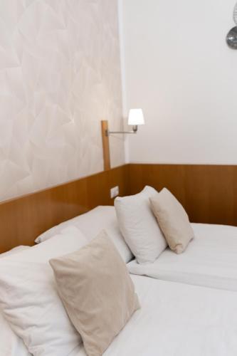 Hotel Apollon - image 7