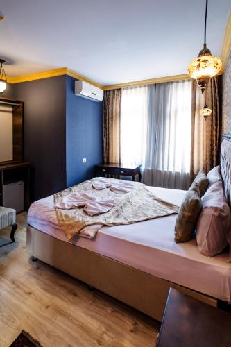 Cheers Hostel - image 10