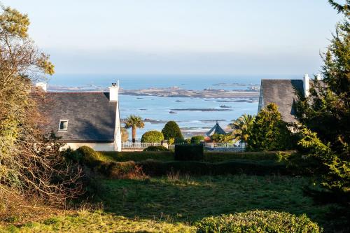Ty Launay - Maison familiale vue mer gîte à louer L'Arcouest