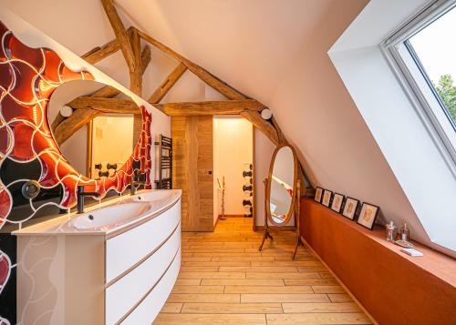 浴室, Chambre rénovée en 2024 avec cuisine-séjour-salon partagés (Chambre renovee en 2024 avec cuisine-sejour-salon partages) in 聖加來