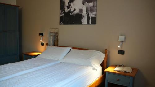 2 bedrooms, 3 beds