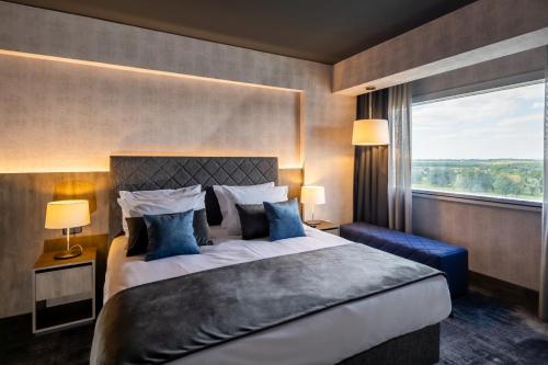 Hotel Osijek - image 12
