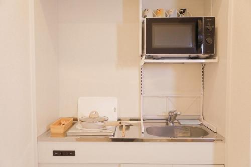 ショッピング楽々,駅徒歩4分!道頓堀,関空直通バス停近く!清潔度が女性や家族連れに好評,安心,便利