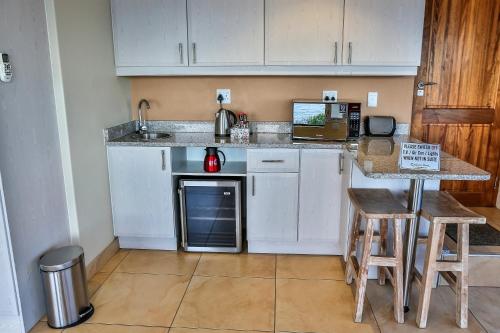 keuken, Zimbali View Eco Guesthouse in Zimbali Coastal Estate