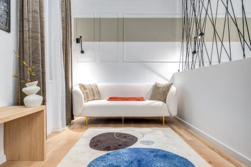One-Bedroom Apartment image 10