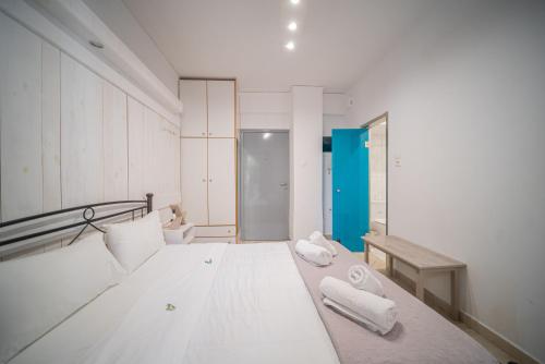 City Center Studios Room Type - Junior Suite with Balcony