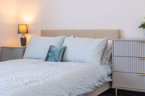 Brand-New 3-Bed Home - Liverpool, Liverpool (photo 5)