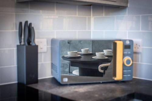 Brand-New 3-Bed Home - Liverpool, Liverpool (photo 8)