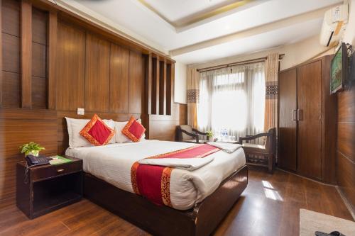 room detail thumbnail 0