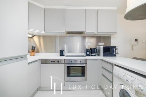 LUX The EMAAR Fashion Avenue Studio 2, Dubaj (fotografie 9)