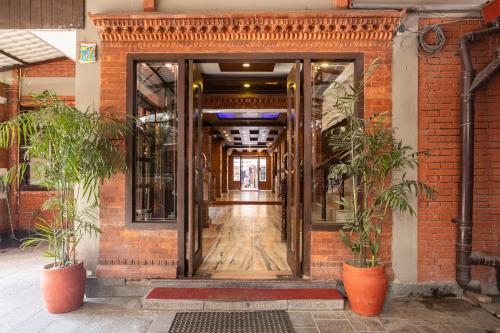Pintu masuk, Hotel Buddha in Kathmandu