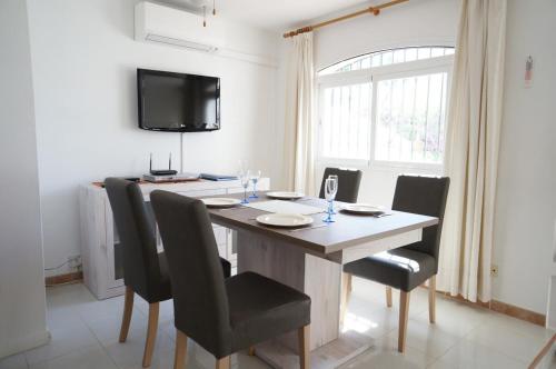 Two-Bedroom Villa image 10