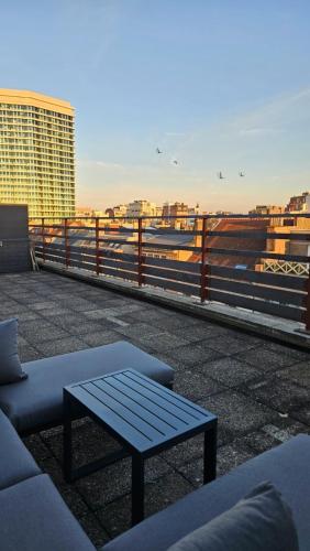 Studio penthouse lumineux avec grande terrasse de 40m2, Брюссель (фото 6)