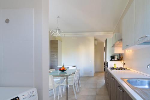 Trani with view - roomy apartment with balconies, Trani (fotografie 9)