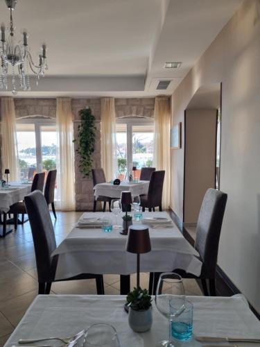 Hotel Zlatna Vala - image 4