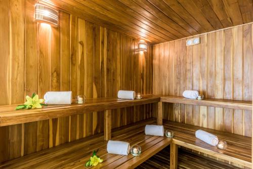 NH Collection Bogotá Royal Teleport