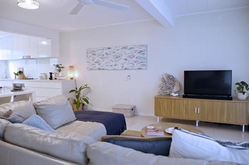 Little Gem in Peregian Beach - walking distance to beach with pool, Peregian Beach (foto 5)