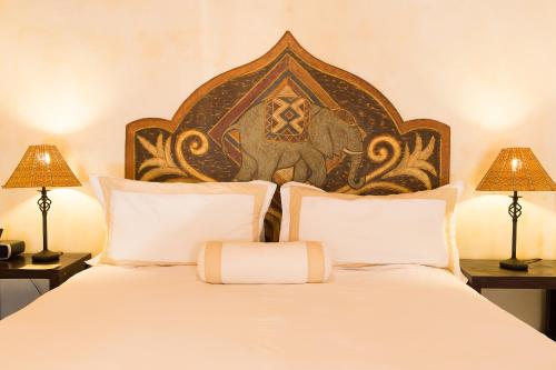Acorn Studio Suite - King Bed
