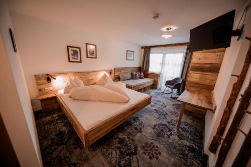 1 queen bed