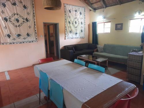 African Sunsets (Bophirimo Self-Catering Guest House) in Κασάνε