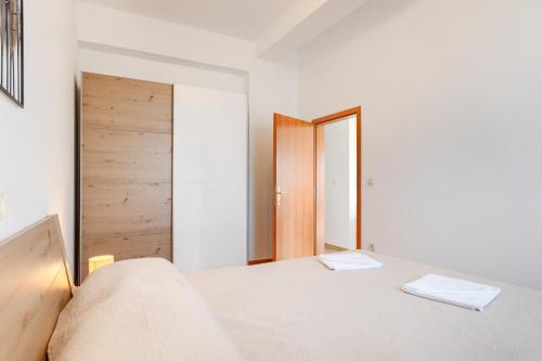 One-Bedroom apartment Standard room in Apartments Sunset
