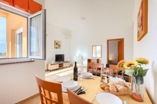One-Bedroom apartment Standard image 7