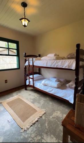 1 double bed, 2 bunk beds