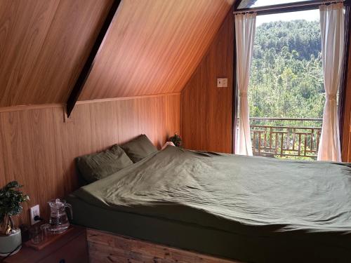 1 queen bed