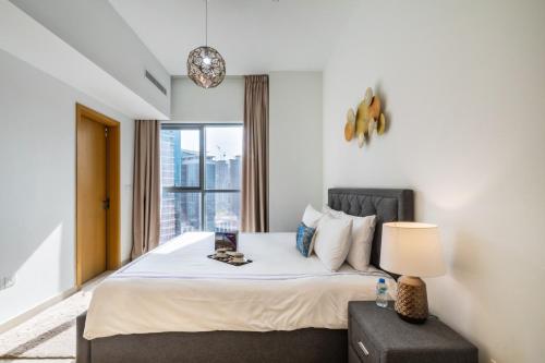 Dream Inn Apartments - Bellevue Tower with Burj Khalifa view - image 10
