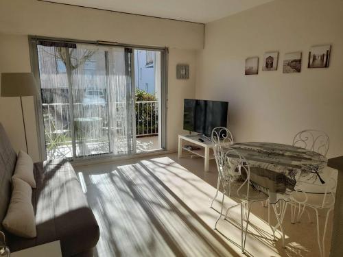 Appartement Saint-Gilles-Croix-de-Vie 2 pièces 4 personnes - FR-1-324-235
