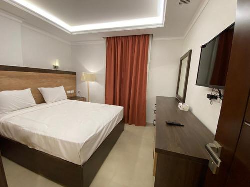 2 bedrooms, 3 beds