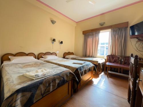 Basic Triple Room