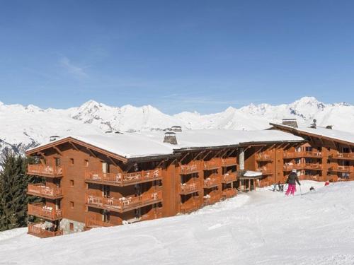 Appartement 4 pieces avec balcon, piscine et vue pistes, pour 6 pers. a Arc 1800 - FR-1-352-38 in Le Chantel