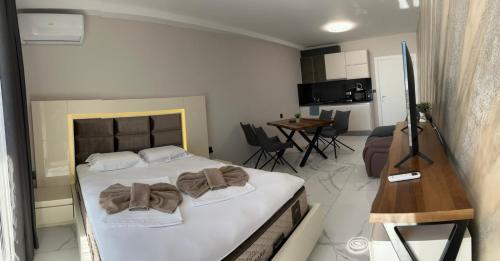Magic Home, Obzor (foto 4)