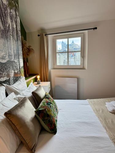 Appartement centre ville climatisé vue Château - Location saisonnière - Saumur