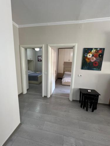 Tirana Art_Apartment, Tirana (photo 3)