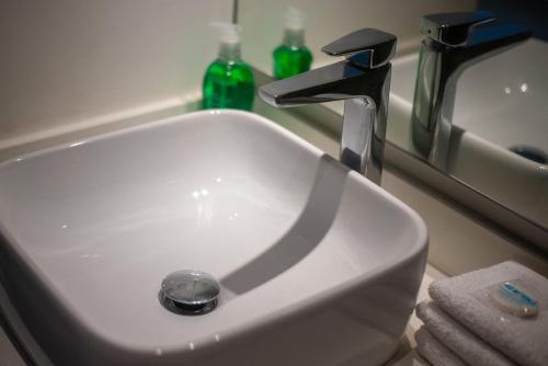 Aldea Zama Luxury 2-BR Apt with Pool & Gym - image 5