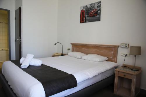 Hotel Reims Centre Brit Hôtel Aux Sacres ***