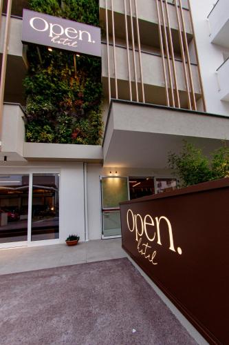 Open Hotel - 숙소 외관