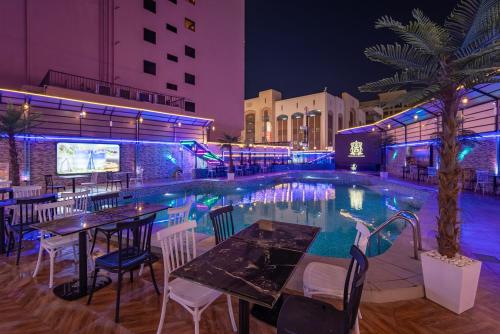 Swimming pool, Grand Ambassador Hotel in Bur Dubai