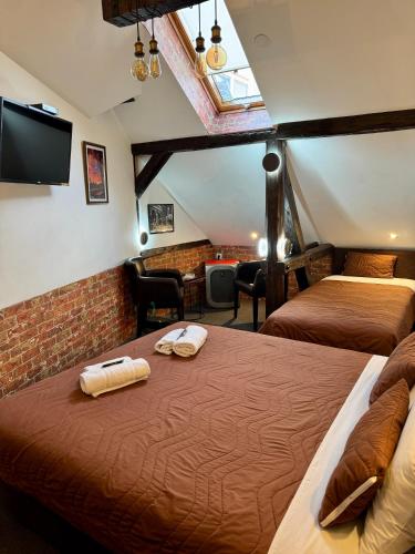 Piroćanac Hotel Rooms with restaurant - image 8
