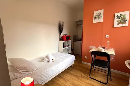 La Studette - Deux pas du quartier Gratte-Ciel — other in 79 rue Édouard Vaillante, Villeurbanne, 69100, France