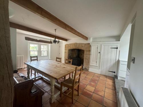 Seadmed, Prior Hall Farm Cottage - 3 bedroom luxury cottage in center of Malham in Malham