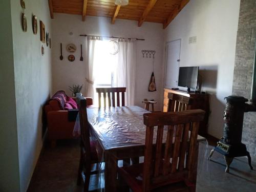 共用Lounge/電視區, Casa con pileta en Córdoba, Valle de Calamuchita (Casa con pileta en Cordoba, Valle de Calamuchita) in 阿爾帕哥拉爾