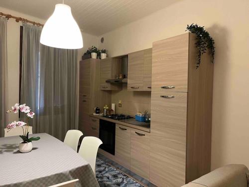 廚房, loft in motta di livenza 30 mins from Venice in 莫塔迪利文扎