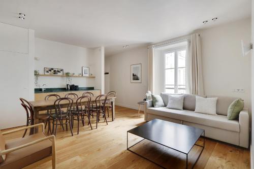 Pick A Flat's Apartments in Madeleine - Rue Tronchet, Paris