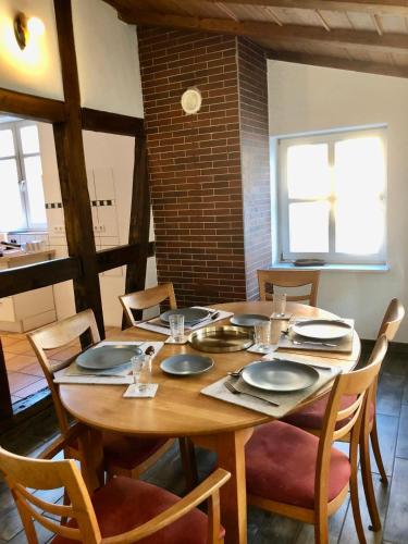 # PREMIUM # Monteur-Paradies Baden, Hüffenhardt (fotografie 4)